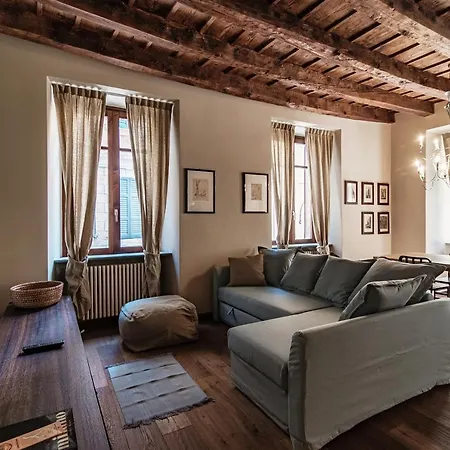 First - By Myhomeincomo Apartment Como