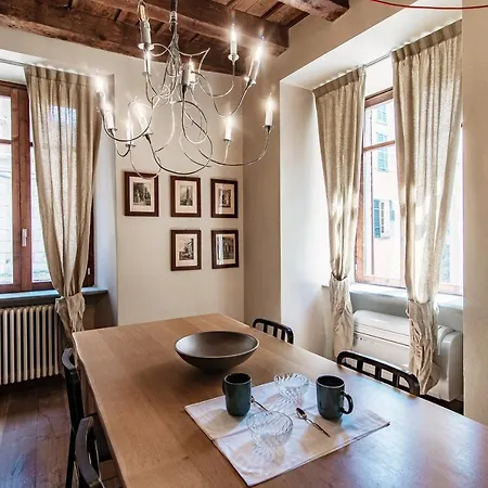 First - By Myhomeincomo Apartment *