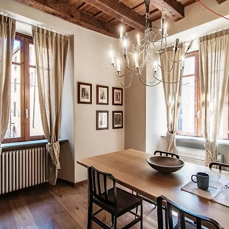 First - By Myhomeincomo Apartment Como